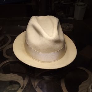 Older Fedora
